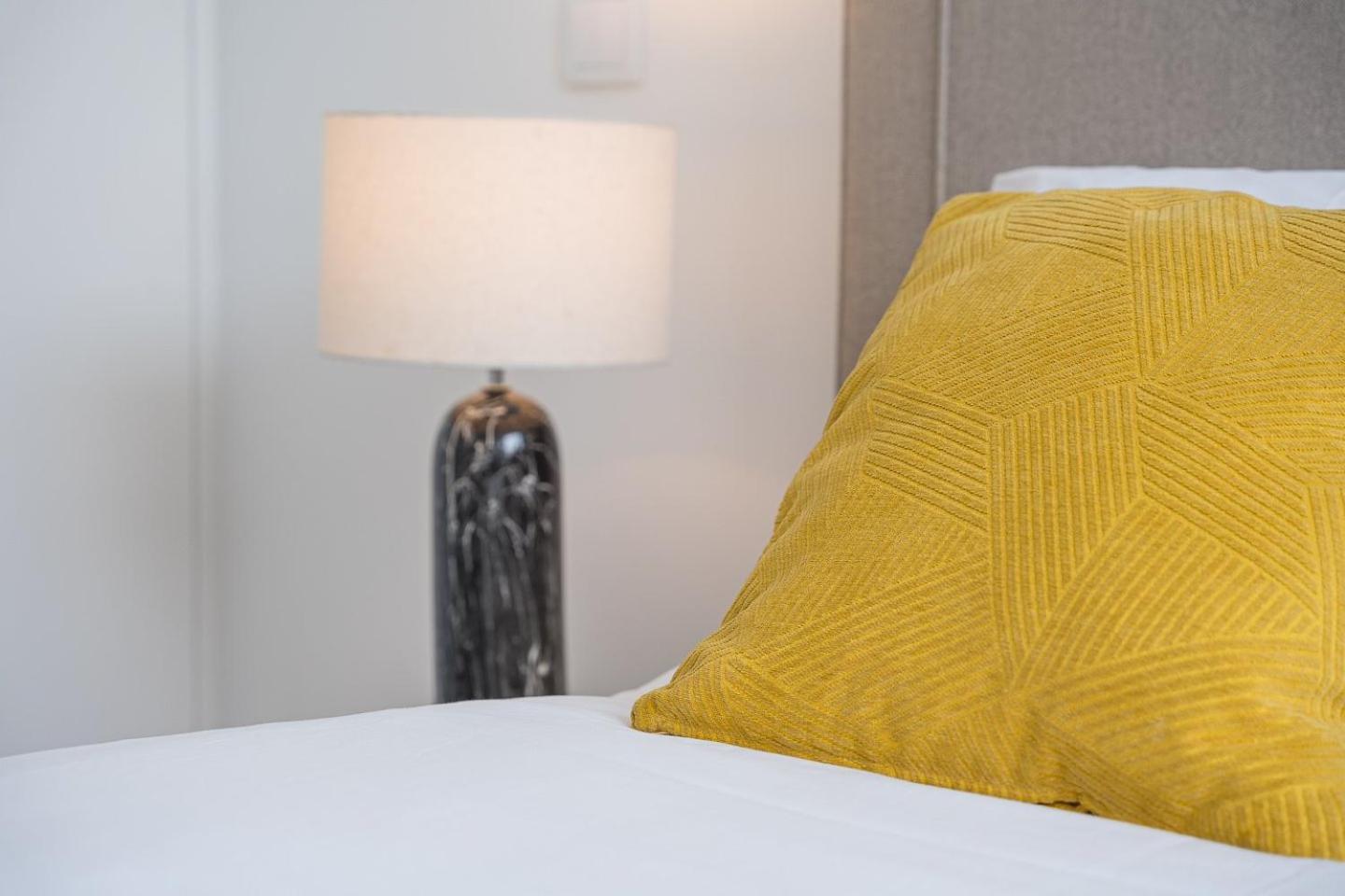 Guestready - Sedona Lodge Near Palacio De Cristal Porto Exteriér fotografie